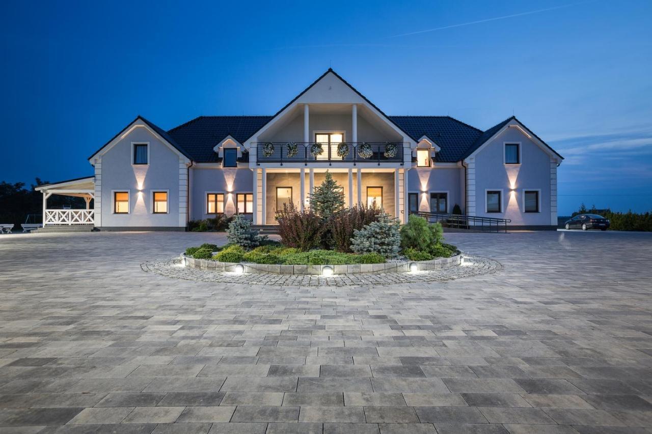 Villa Con Amore Slonsk Exterior photo